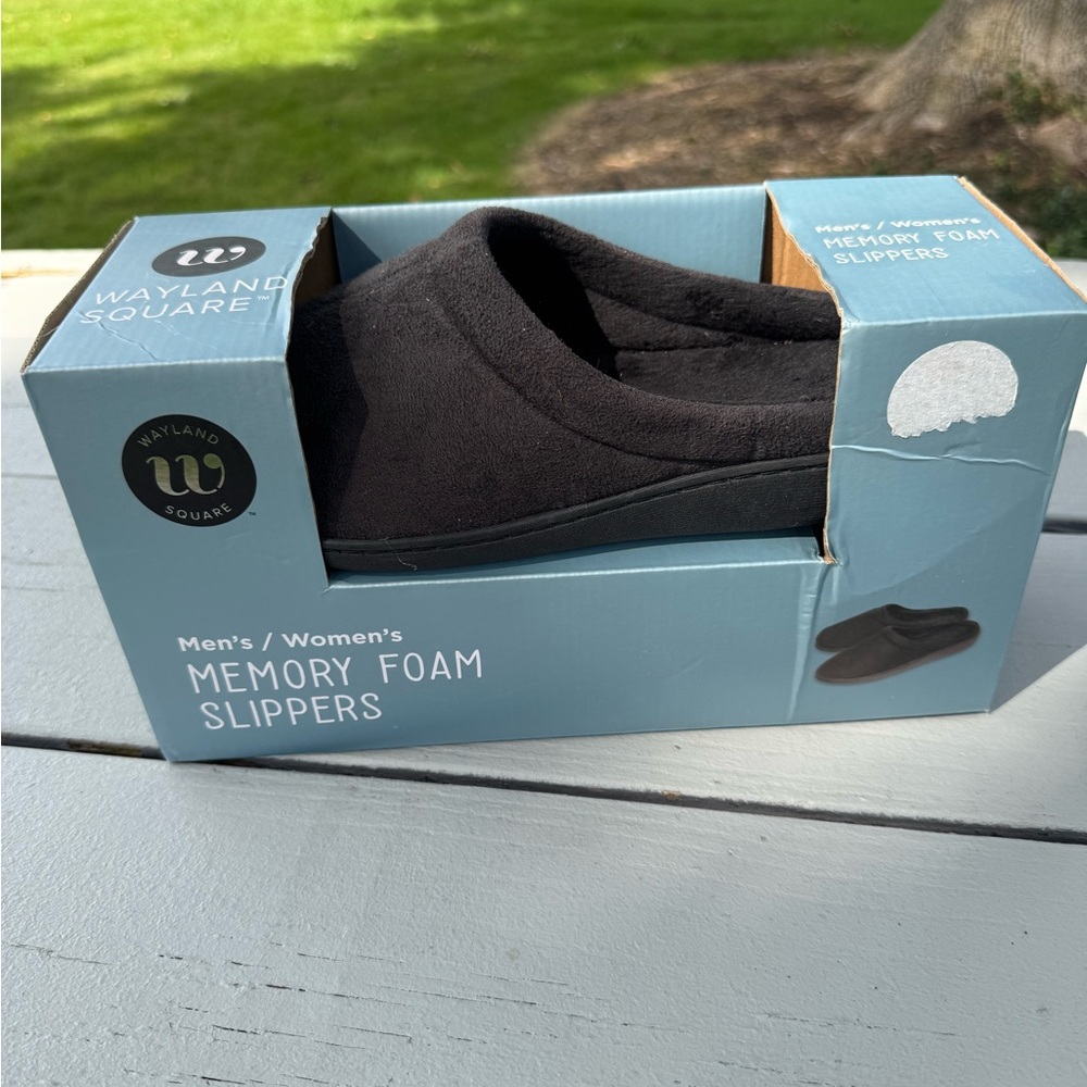 Wayland Square Memory Foam Slippers – Unisex Medium Men’s 8–9 / Women’s 9–10 New - Picture 3 of 8